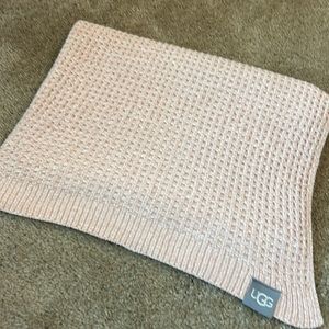 UGG Chenille Blanket
